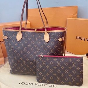 ✨NEVERFULL W/ POUCH✨ Auth MM Louis Vuitton Bag!